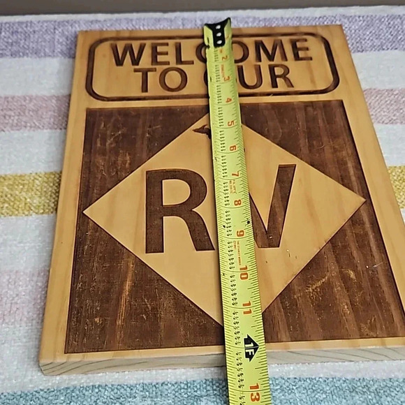 WELCOME TO OUR RV - Picture 3 of 6